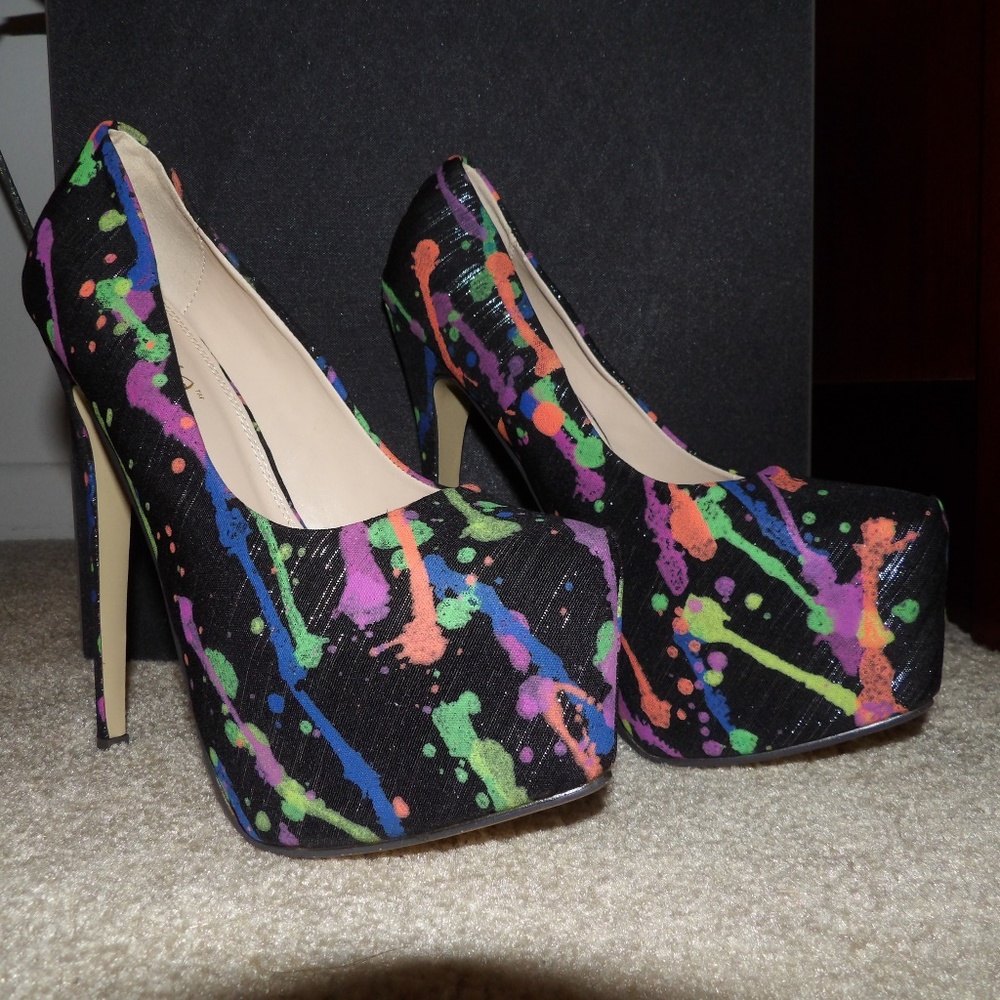 Liliana Canvas Multi Splatter Platform Pumps